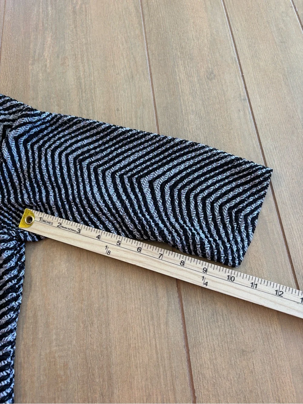 Chico's Cardigan Women Size 3 Black White Chevron Stripe Knit Top Office Chic XL